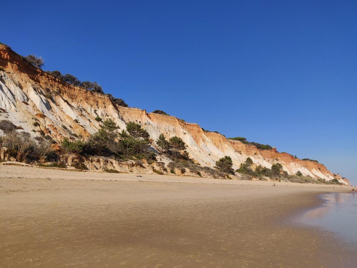 Comfortable apartment, Algarve Albufeira, 10 mn walk from Falésia beach Olhos de Agua  Extérieur photo