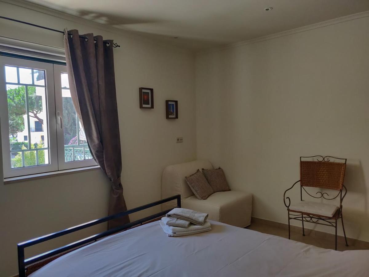 Comfortable apartment, Algarve Albufeira, 10 mn walk from Falésia beach Olhos de Agua  Extérieur photo