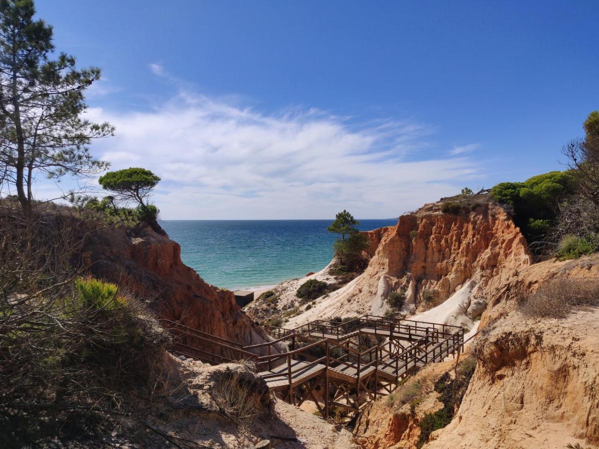 Comfortable apartment, Algarve Albufeira, 10 mn walk from Falésia beach Olhos de Agua  Extérieur photo