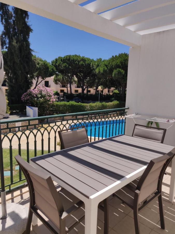 Comfortable apartment, Algarve Albufeira, 10 mn walk from Falésia beach Olhos de Agua  Extérieur photo