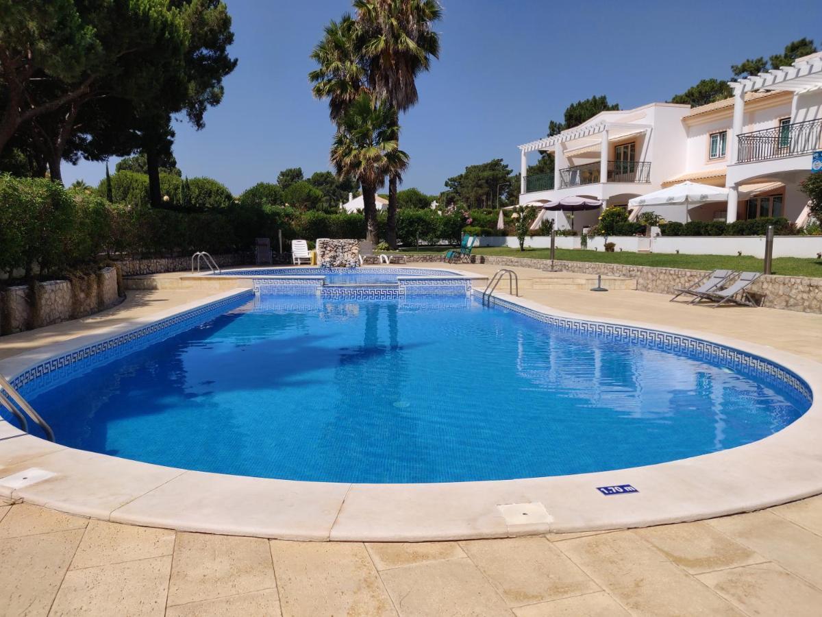 Comfortable apartment, Algarve Albufeira, 10 mn walk from Falésia beach Olhos de Agua  Extérieur photo